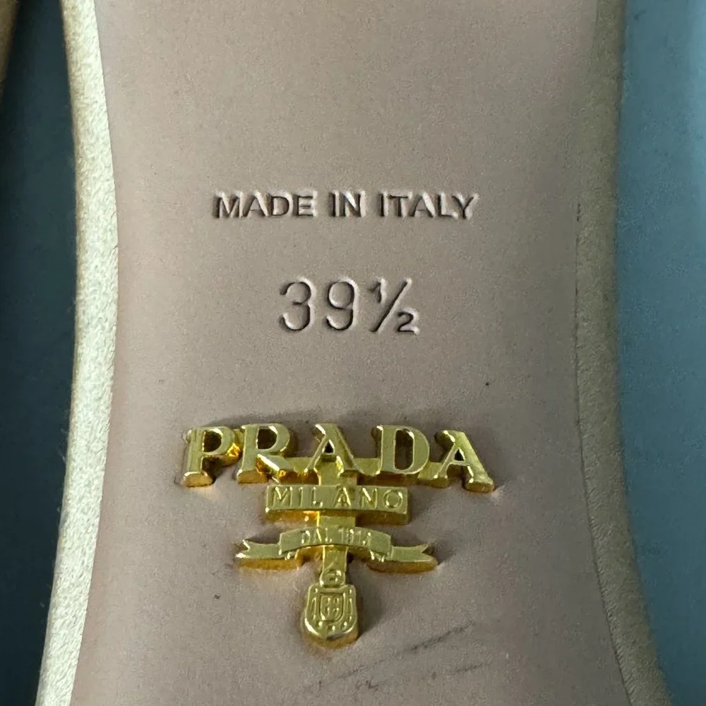 Authentic Prada Gold Silk Evening Mules with Asymmetric Bow, Size 39 1/2 - Picture 11 of 14